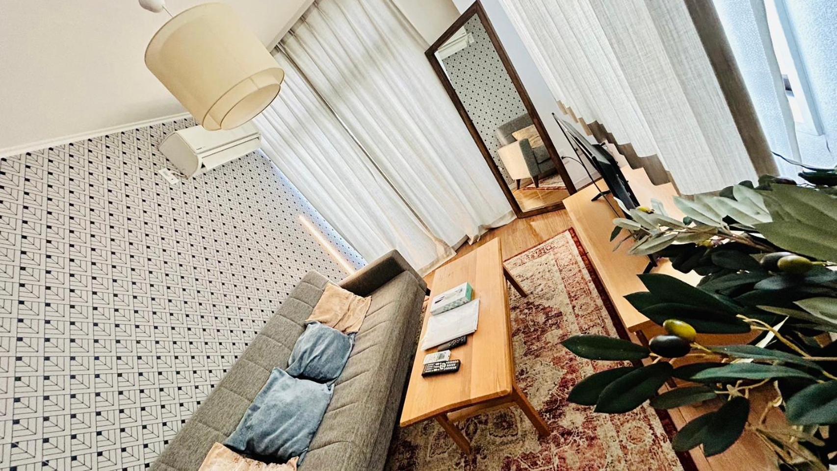 Eldor Nishikoujiya Apartment Tokio Buitenkant foto